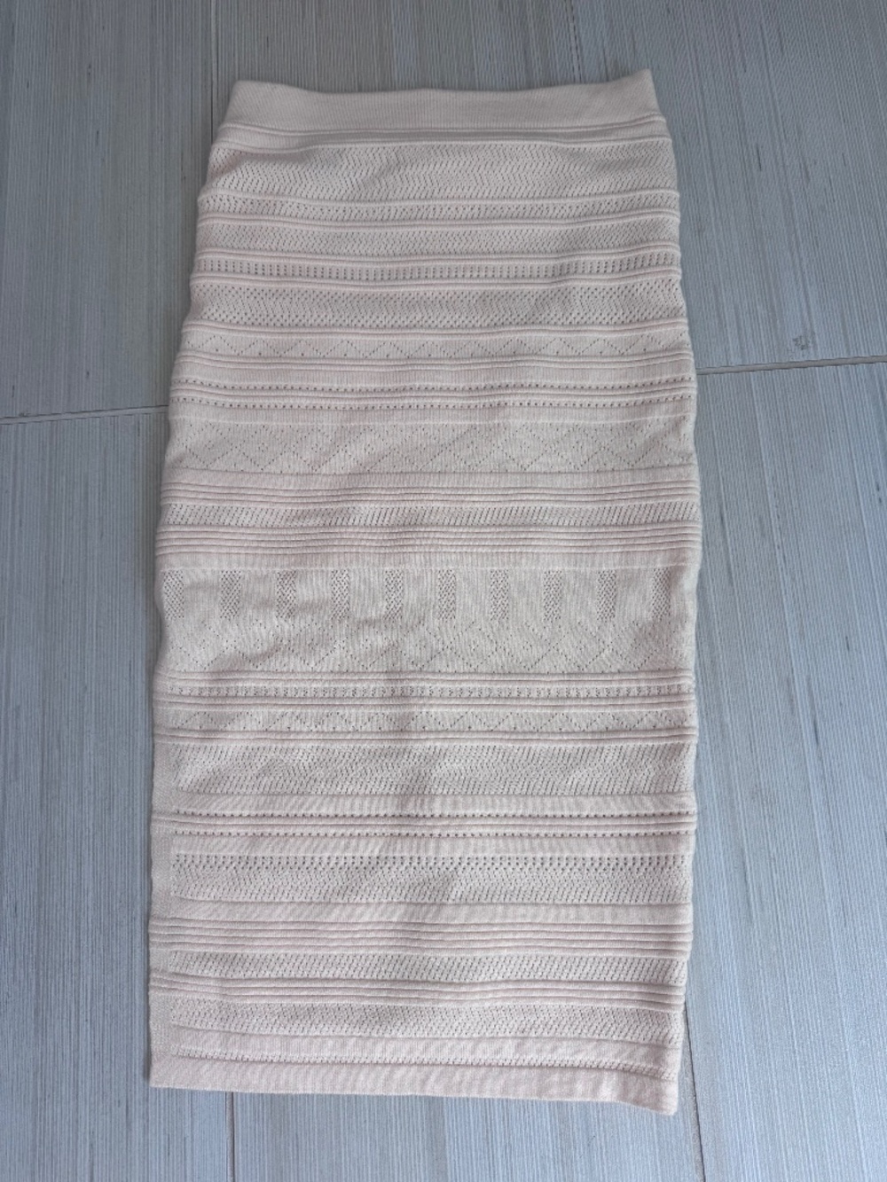 Fore - Cream colored straight skirt